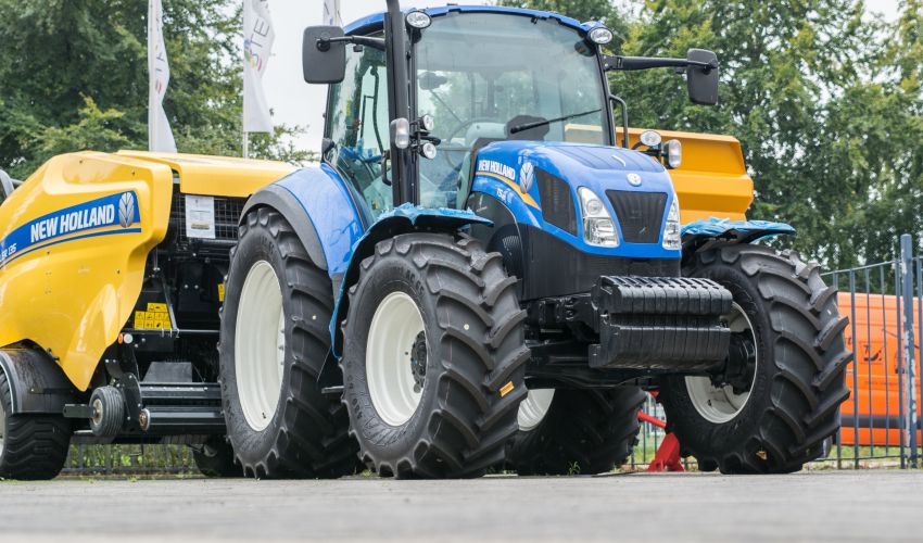 New Holland T 5.115
