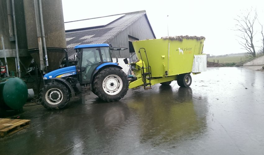 New Holland TD 5050