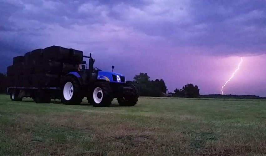 New Holland T 6030