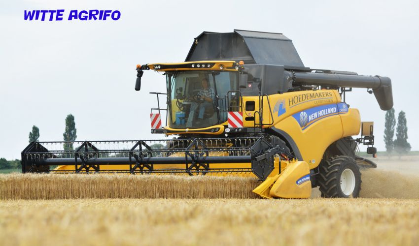 New Holland CR