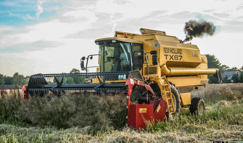 New Holland TX 67