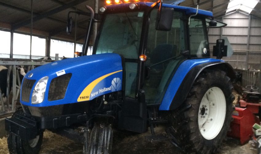New Holland T 5030