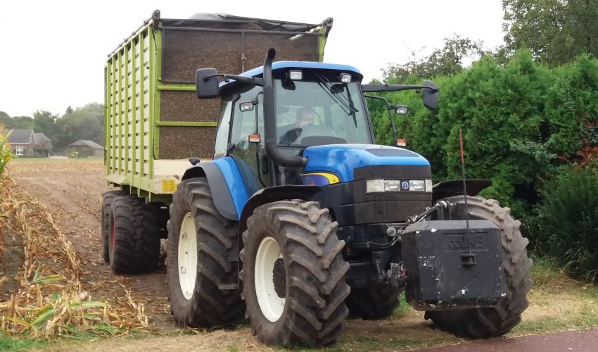 New Holland TM
