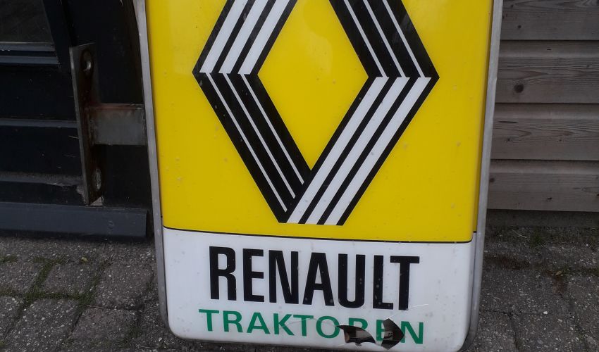 Renault Merchandise