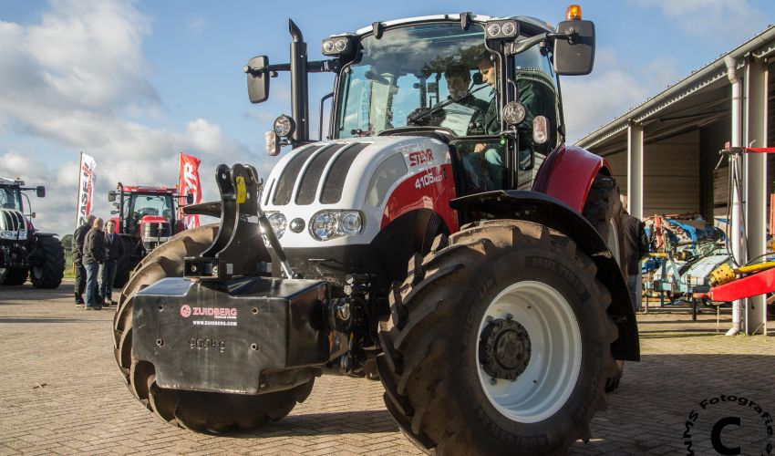 Steyr Multi 4105