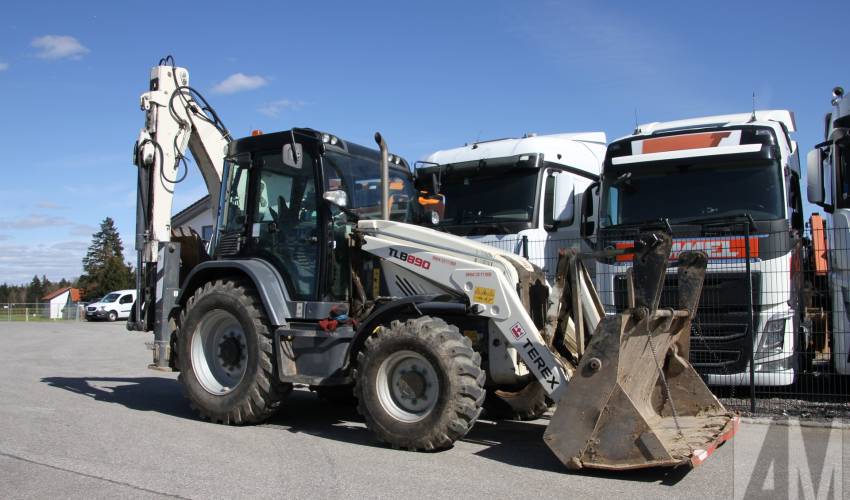 Terex TLB890
