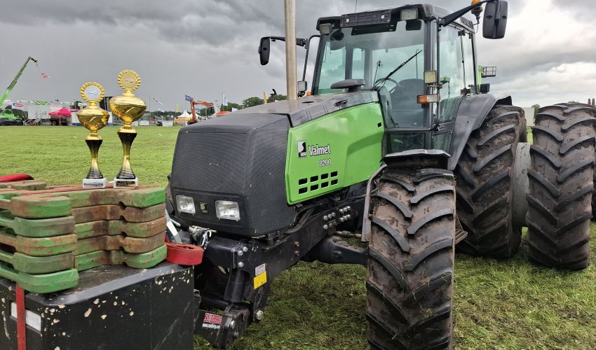 Valmet 8200