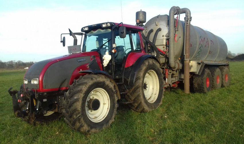 Valtra T150