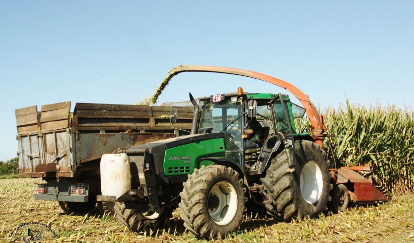Valtra 8150