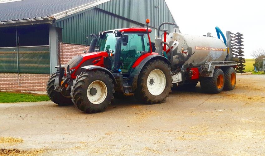 Valtra N134