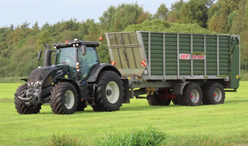 Valtra S294