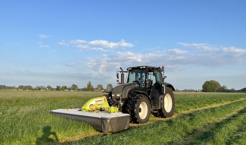 Valtra N142