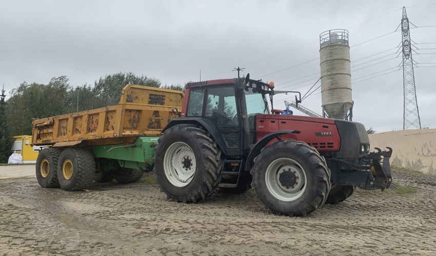 Valtra 8550