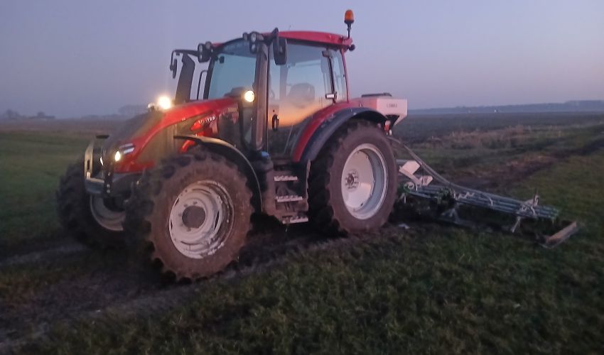 Valtra G105