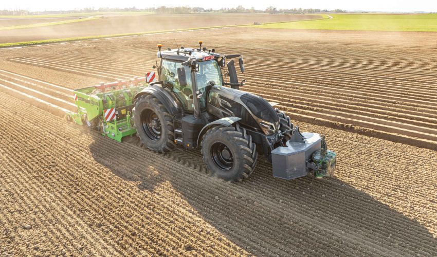 Valtra Q265