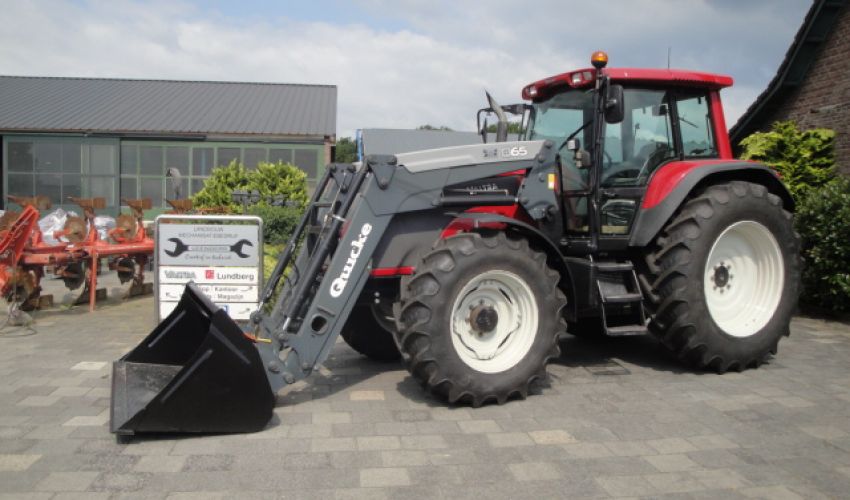 Valtra T120