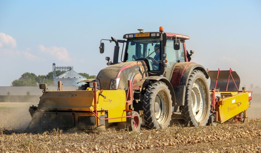 Valtra T183