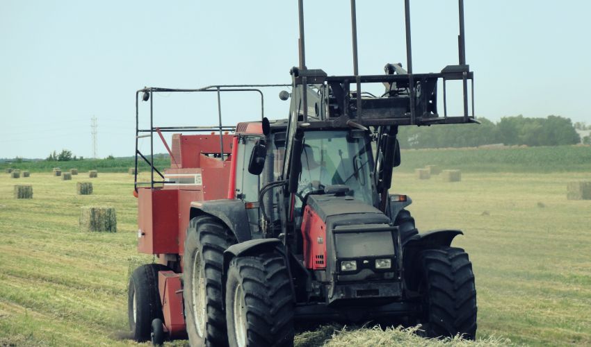 Valtra 8550