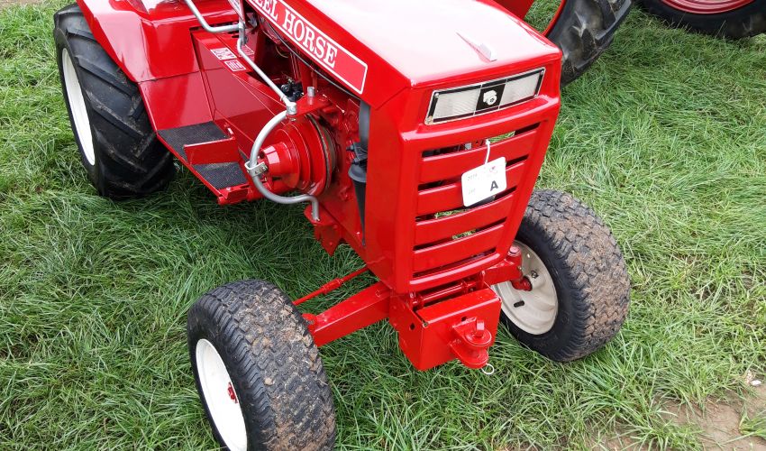 Wheel Horse C 120 Fiche technique / Info France