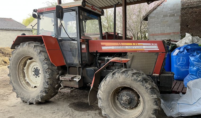 Zetor 12245