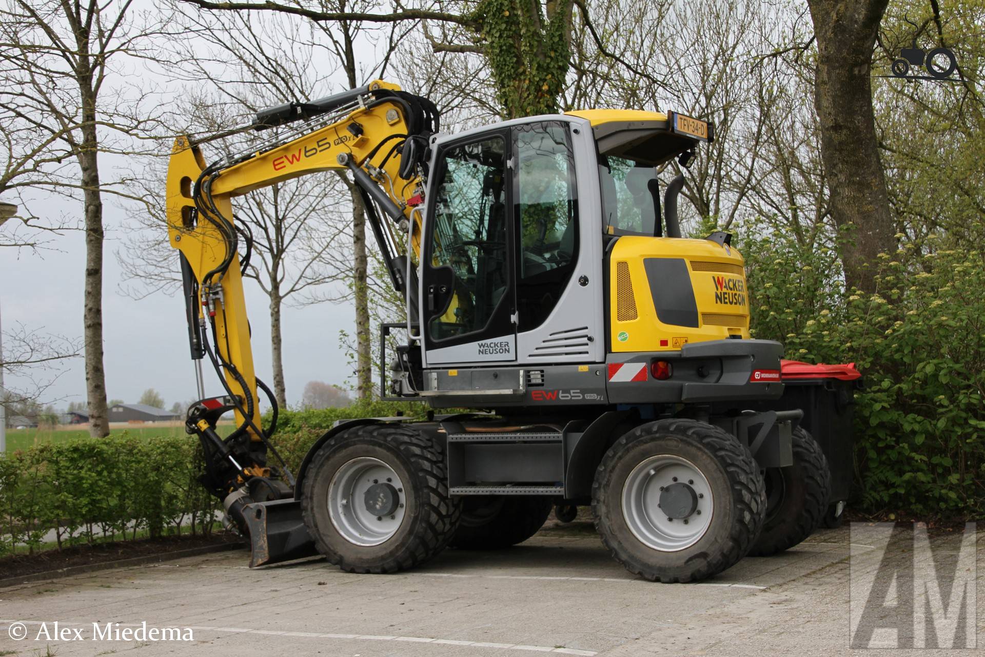 Wacker Neuson EW 65 van GJ Midikraanverhuur