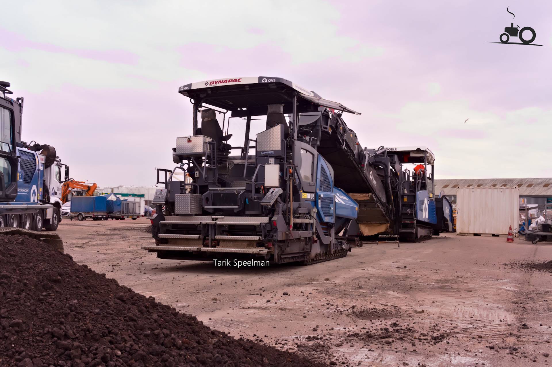 Dynapac asfalteermachine bij KWS in Dordrecht