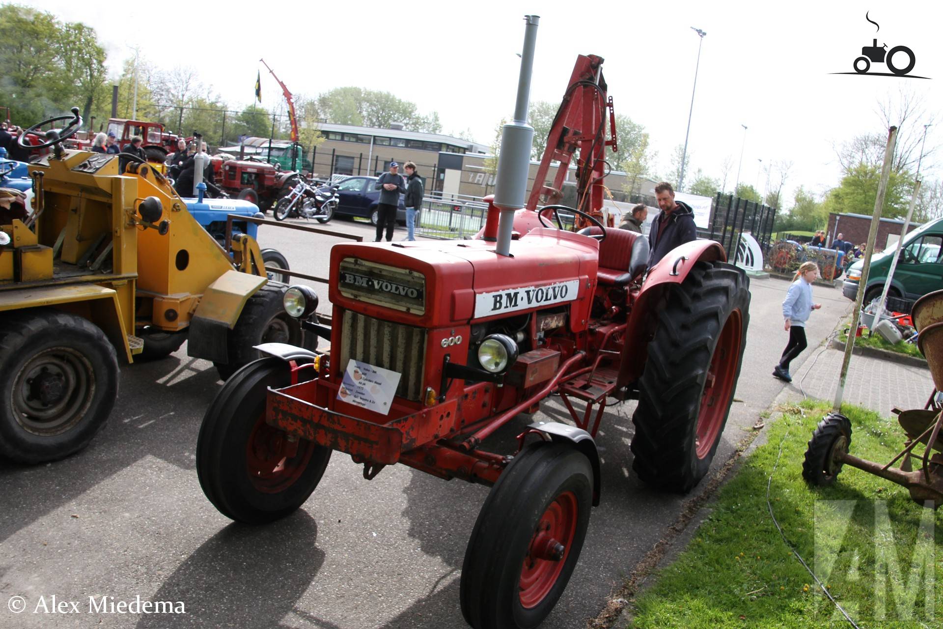 BM Volvo 600 uit 1970 op Oldtimerdei Minnertsga