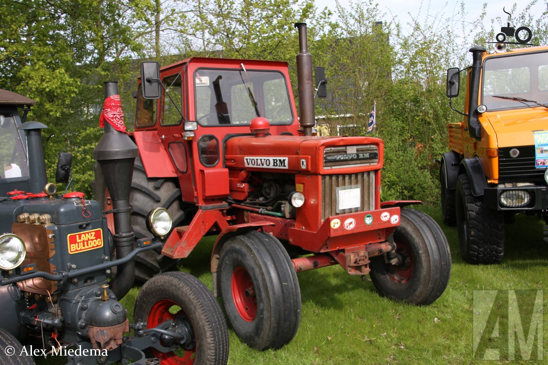 Volvo BM oldtimer tractor in Minnertsga