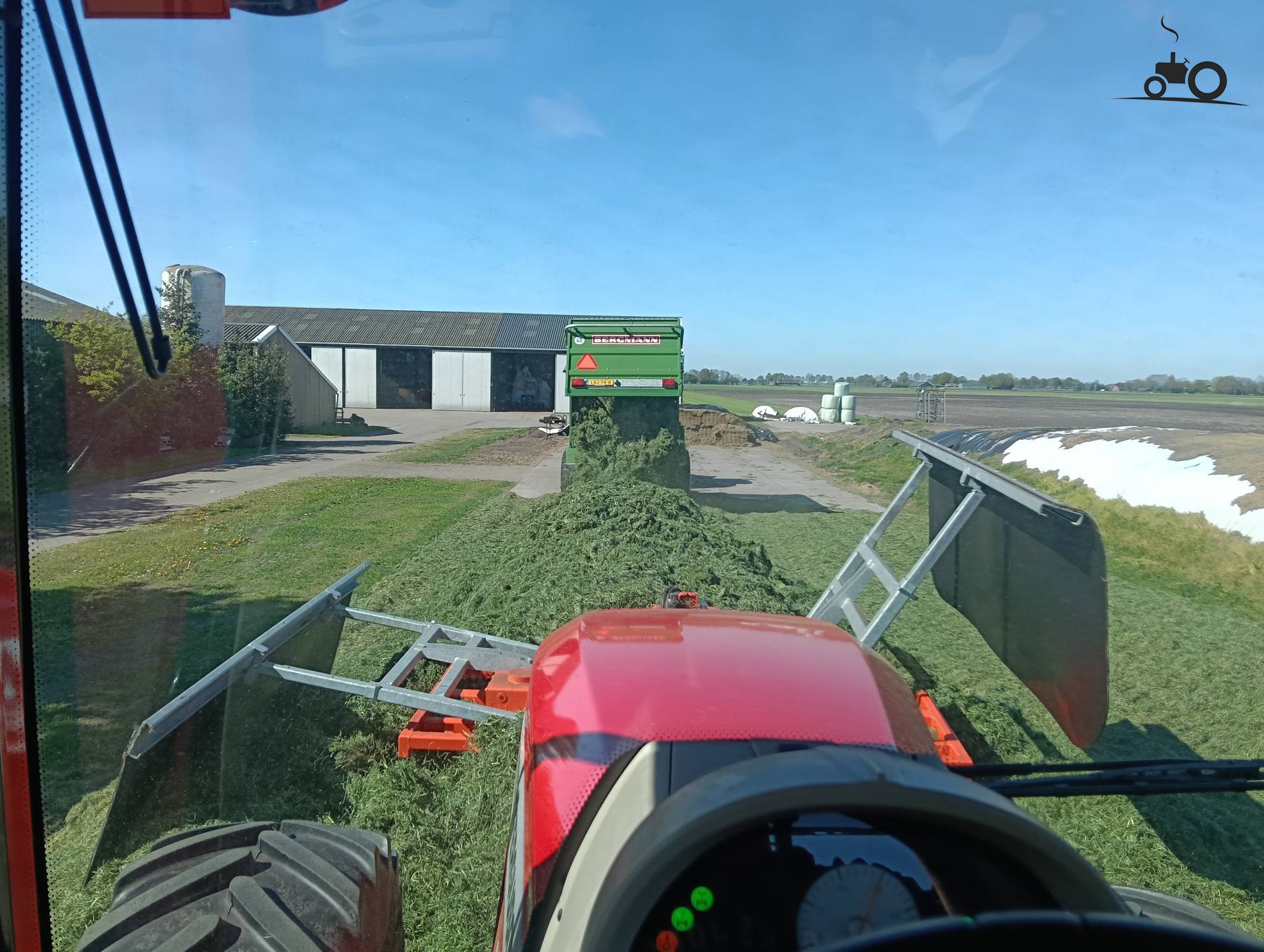 Maaien van de eerste snede