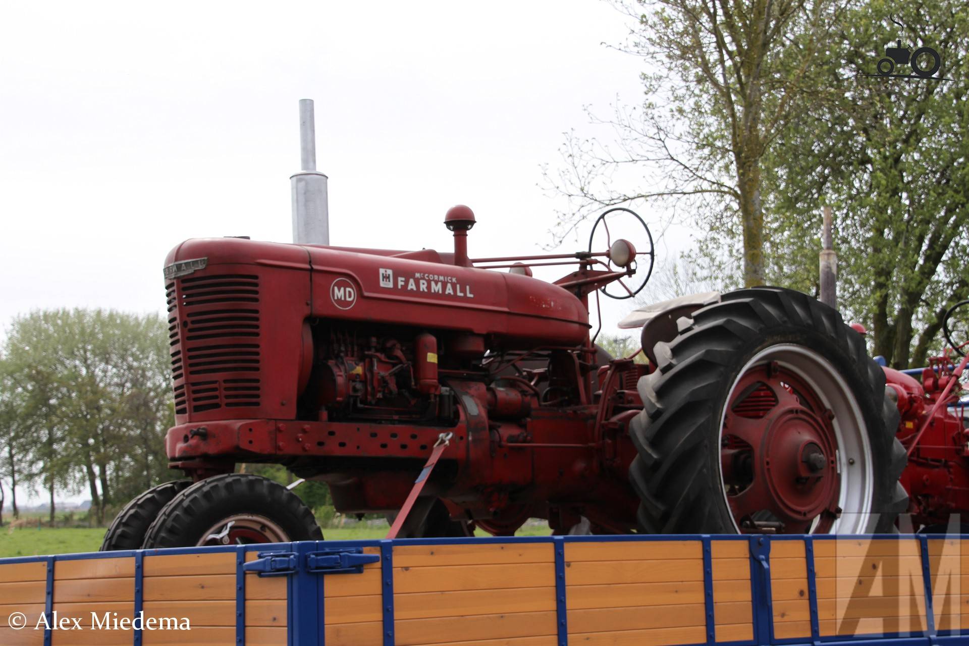 Farmall MD tractor op Oldtimerdei Minnertsga