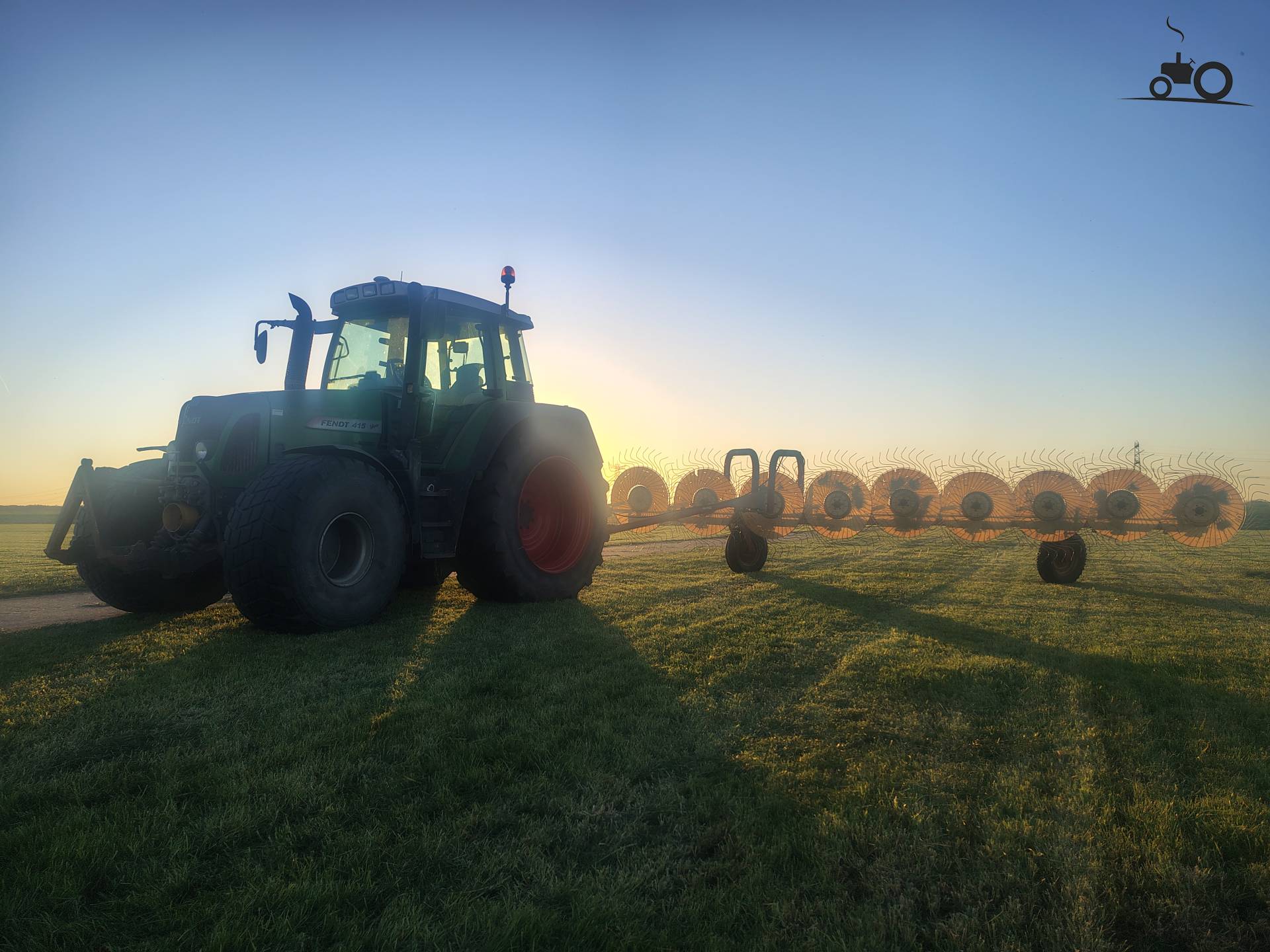 Fendt 415 avec Vicon H1050