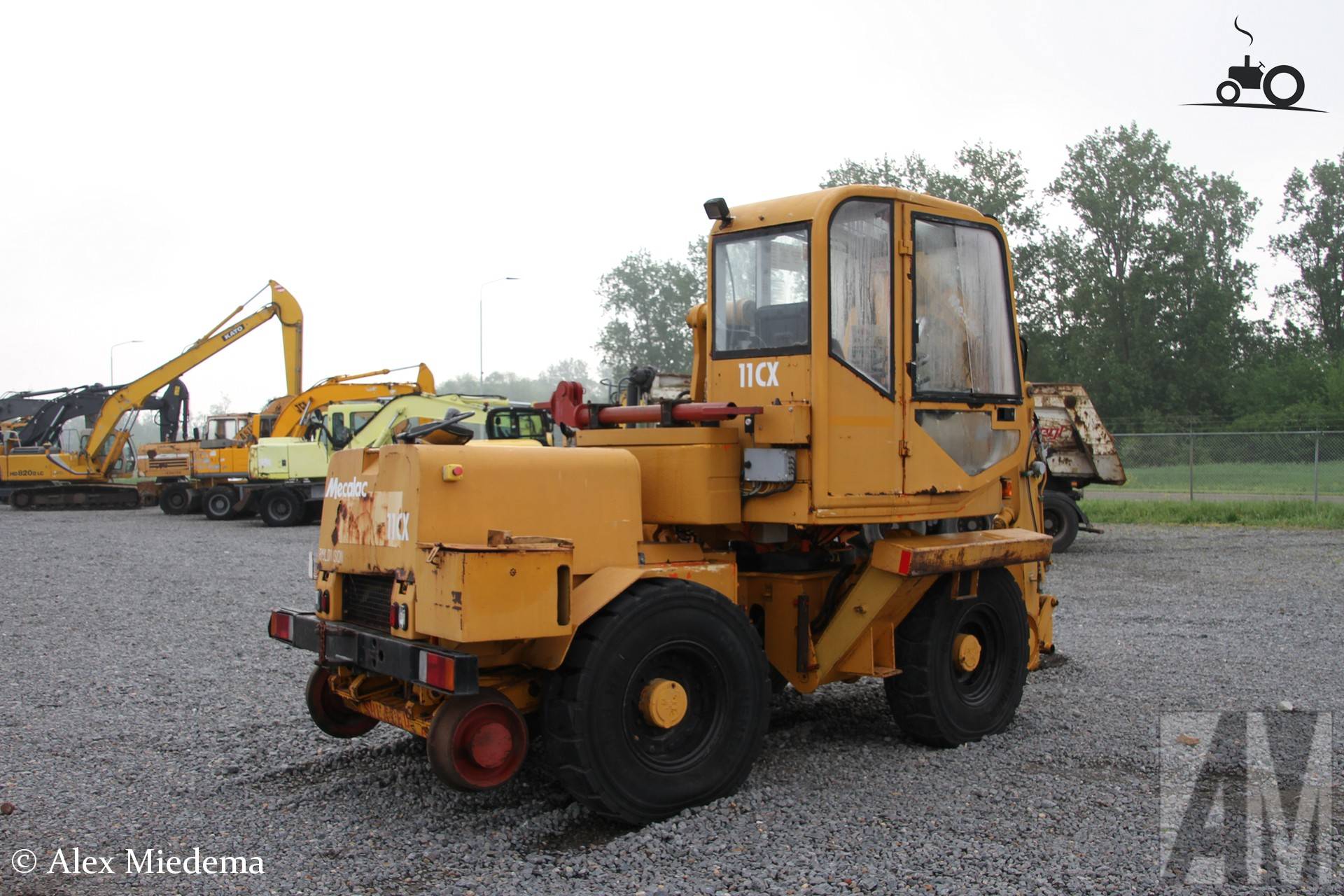Mecalac 11CX op locatie Moerdijk maandag 4 mei 2026