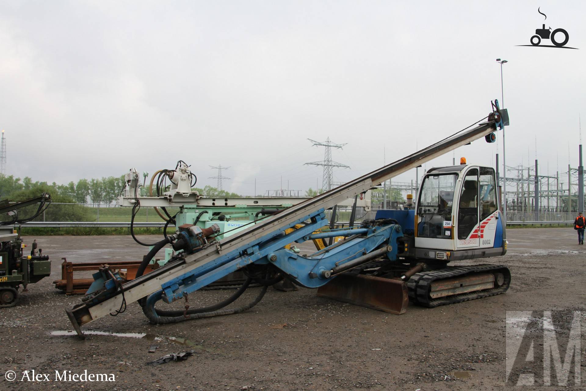 Neuson 8002 RDV op Benelux veiling Moerdijk