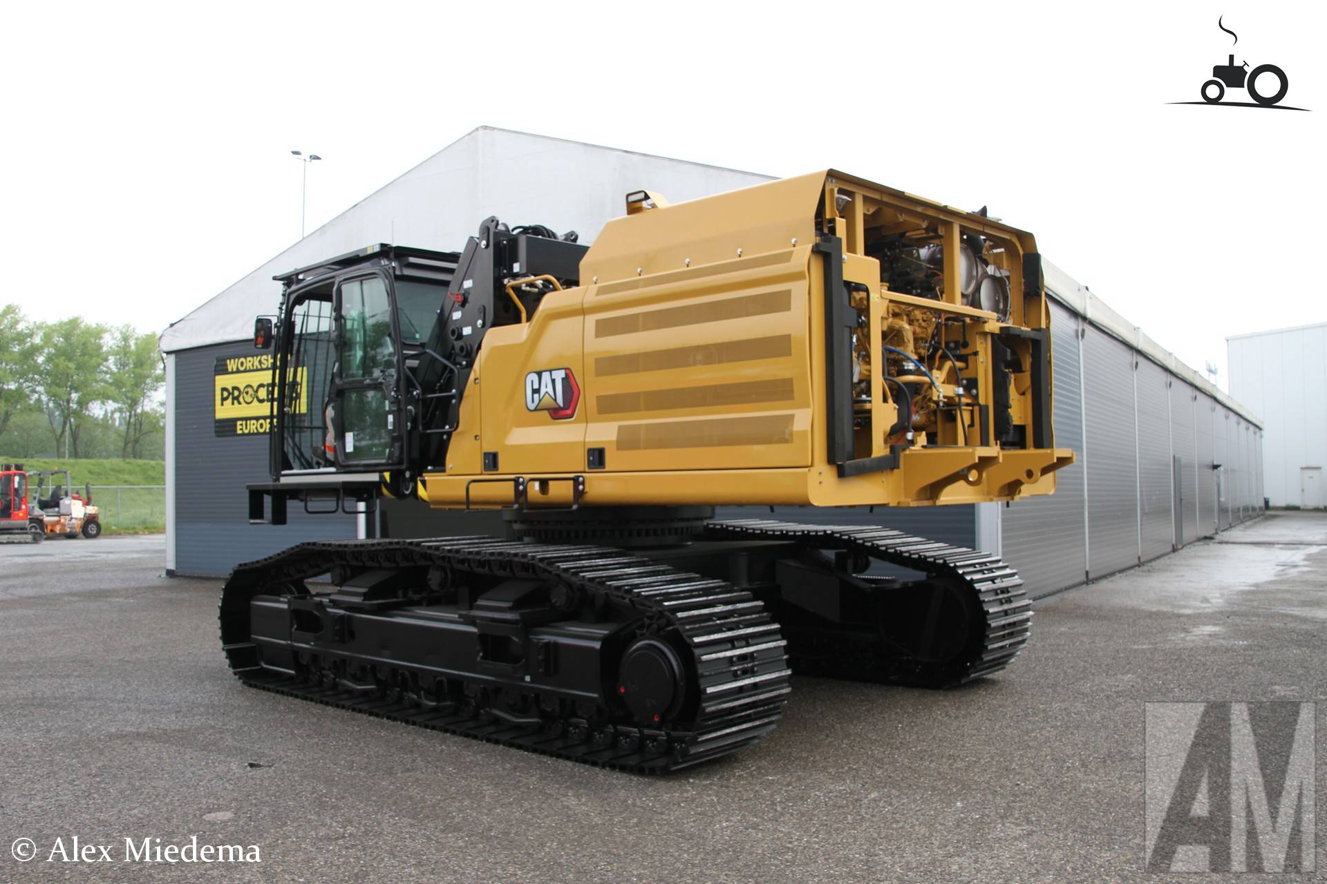 Caterpillar graafmachine zonder giek en gewichten