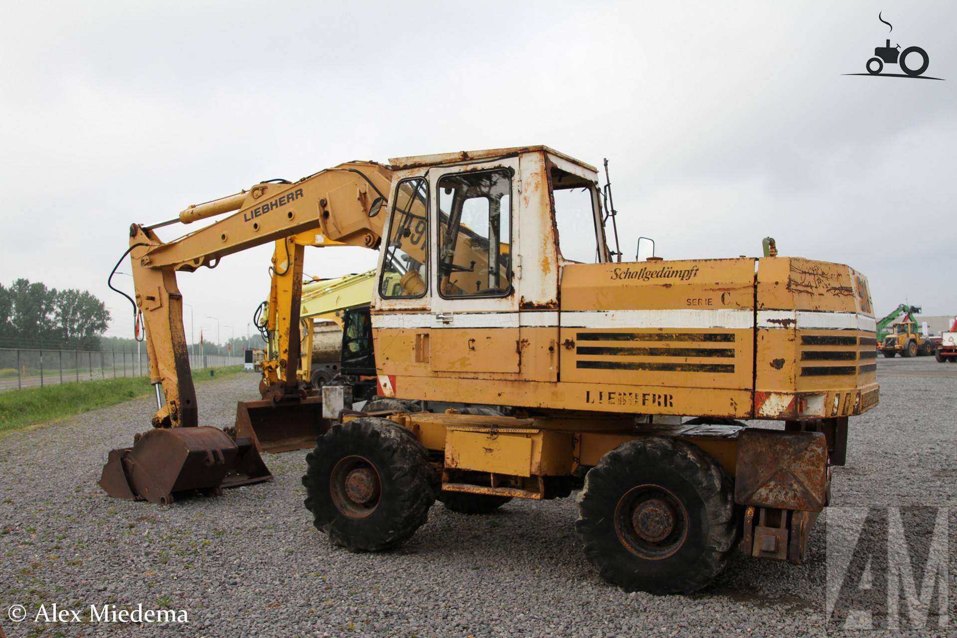 Liebherr 911 bij Veiling in Moerdijk