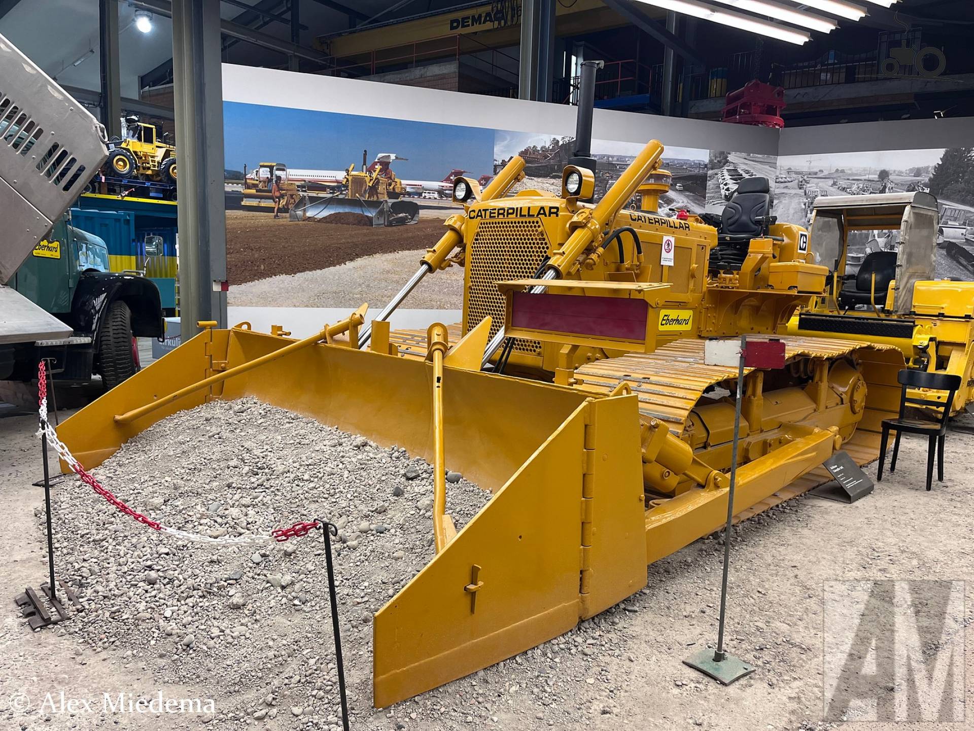 Caterpillar D6C uit 1974