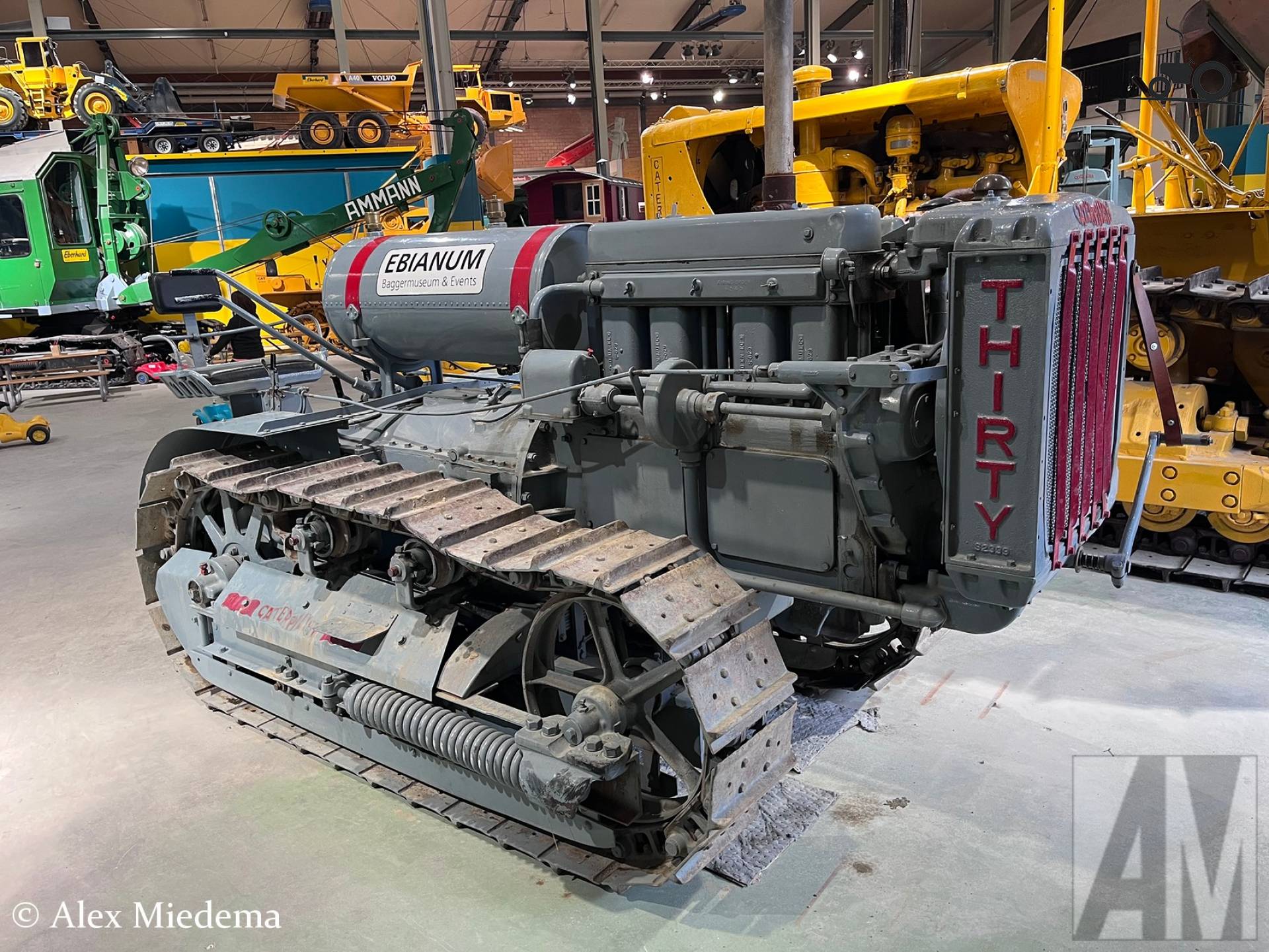 Cat Thirty bouwmachine uit 1930 in Zwitserland