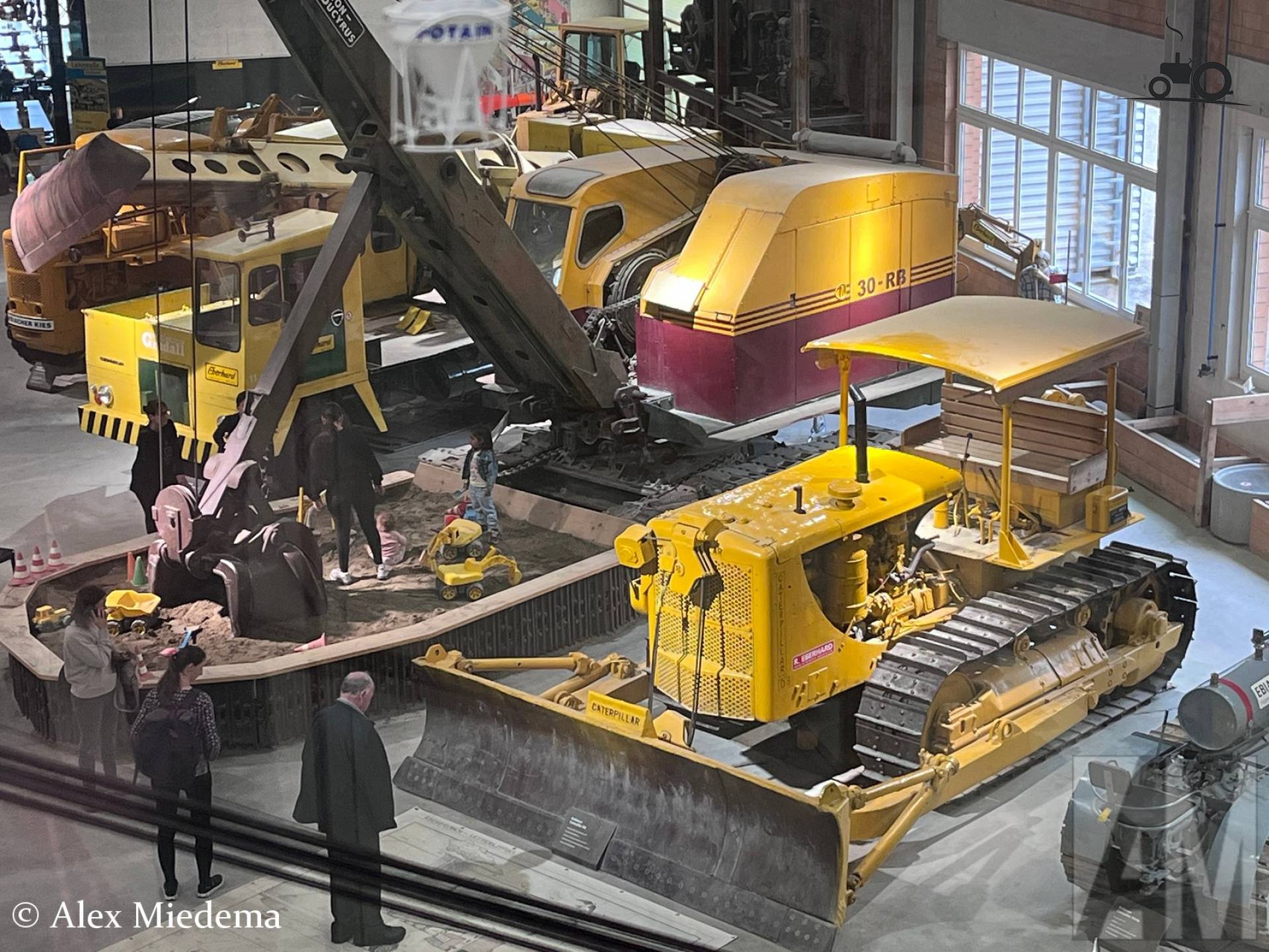 Caterpillar D8 bulldozer in Ebianum Baggermuseum