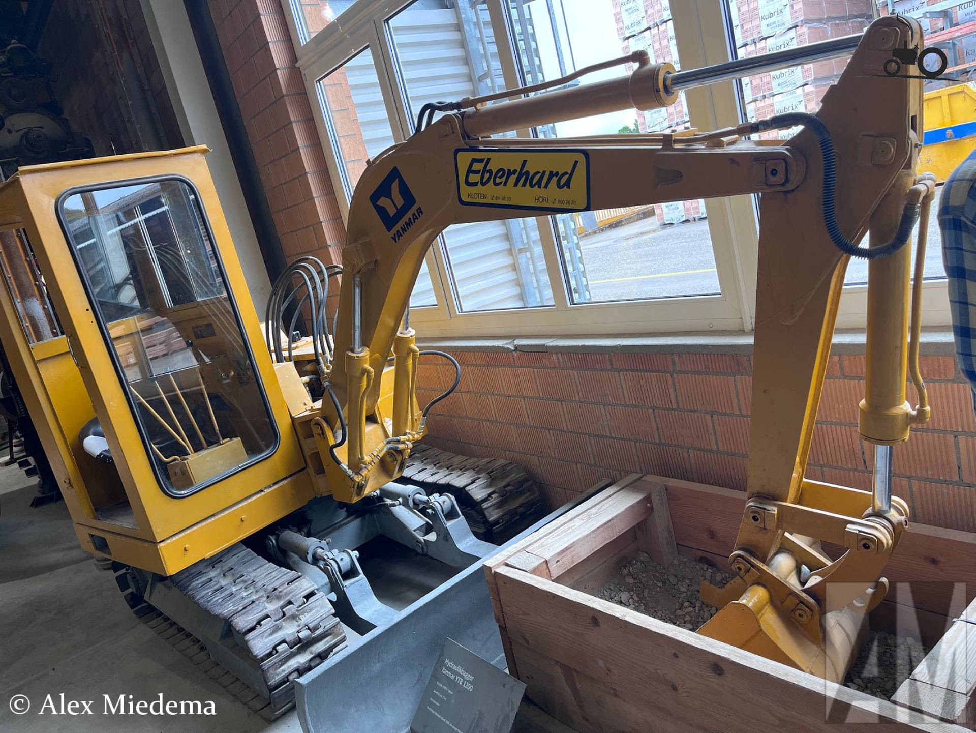 Yanmar YTB1200 bij Ebianum Baggermuseum