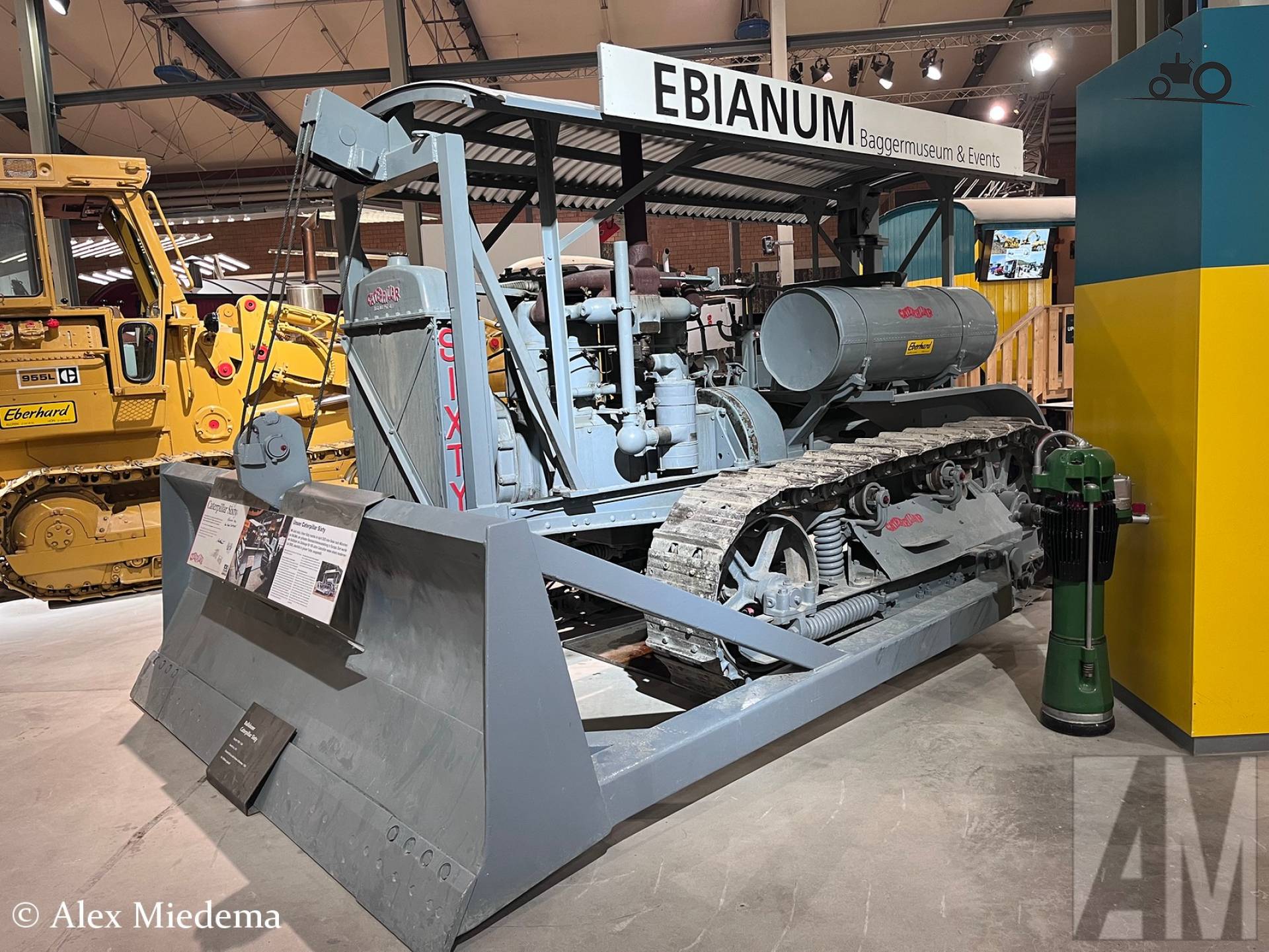 Caterpillar Sixty bij Ebianum Baggermuseum