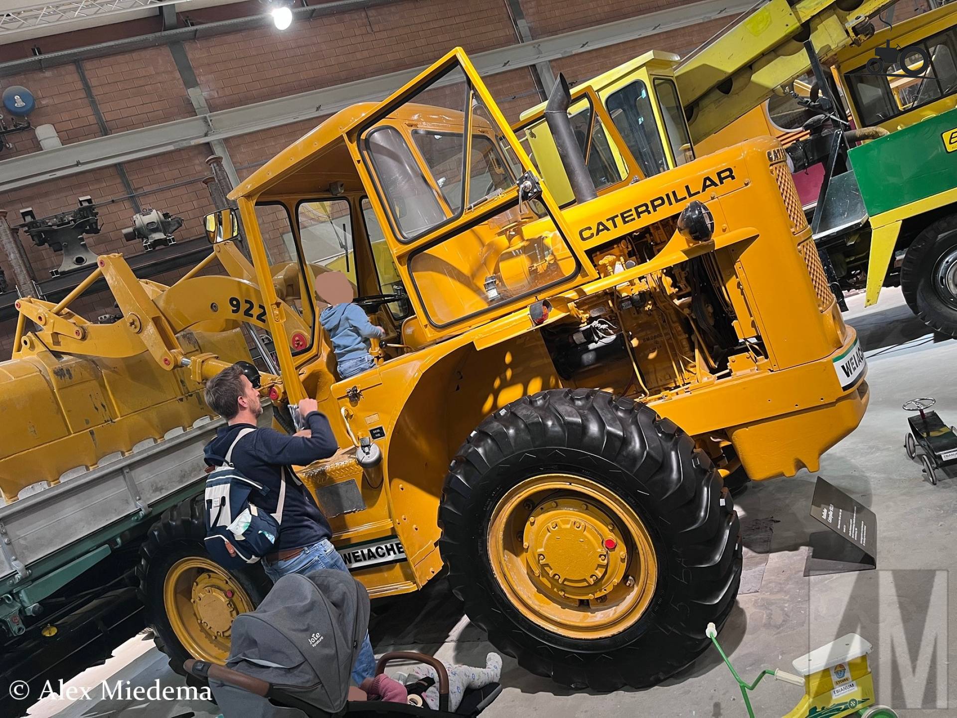 Caterpillar 922B bij Ebianum Baggermuseum