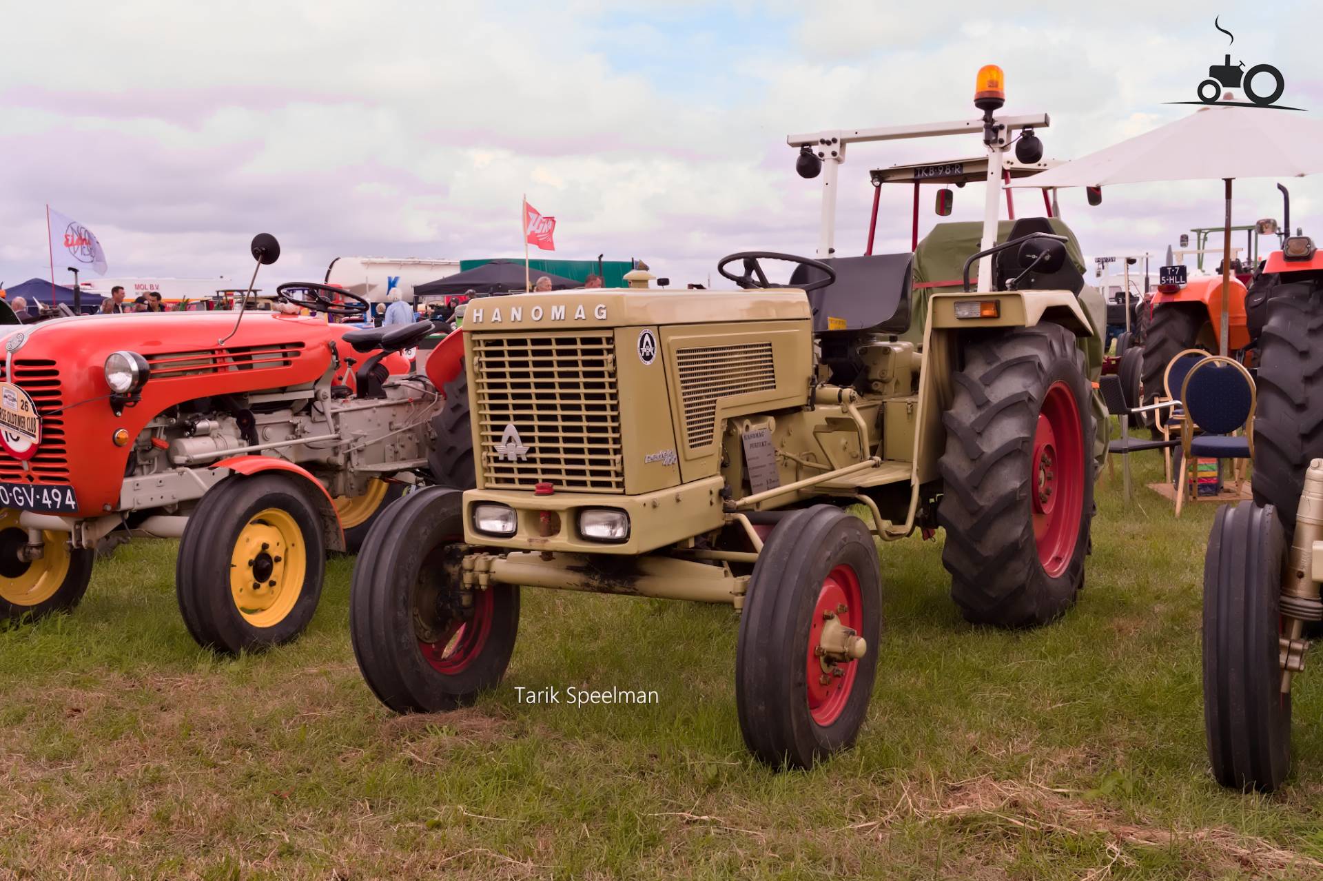 Hanomag Perfekt 400 trekker op historisch festival