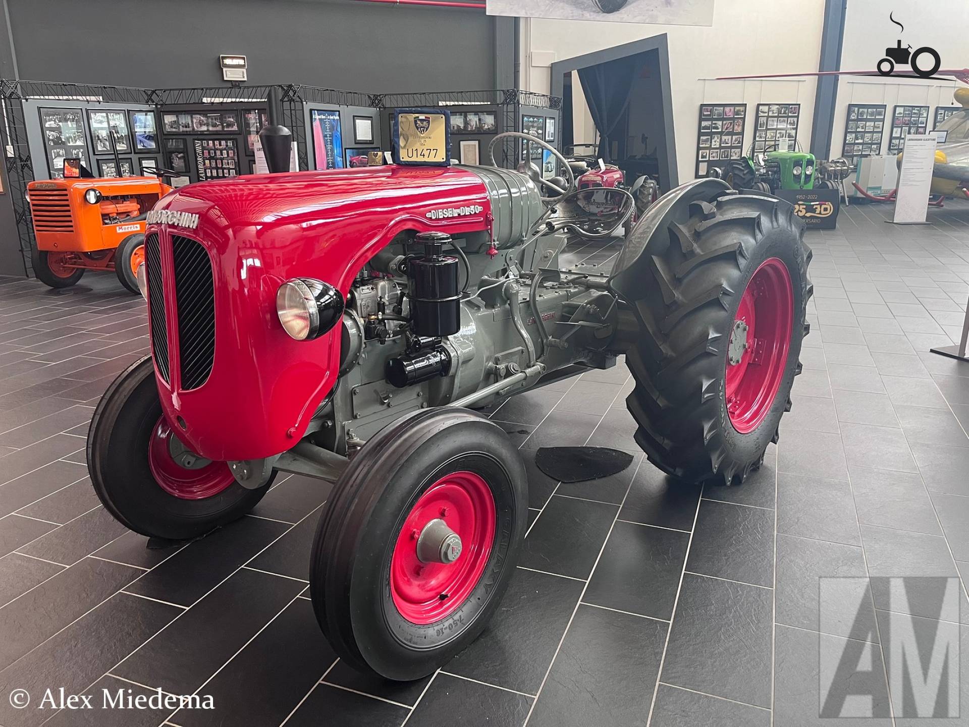 Lamborghini tractor DL30 uit 1954 in Museo Ferruccio Lamborghini
