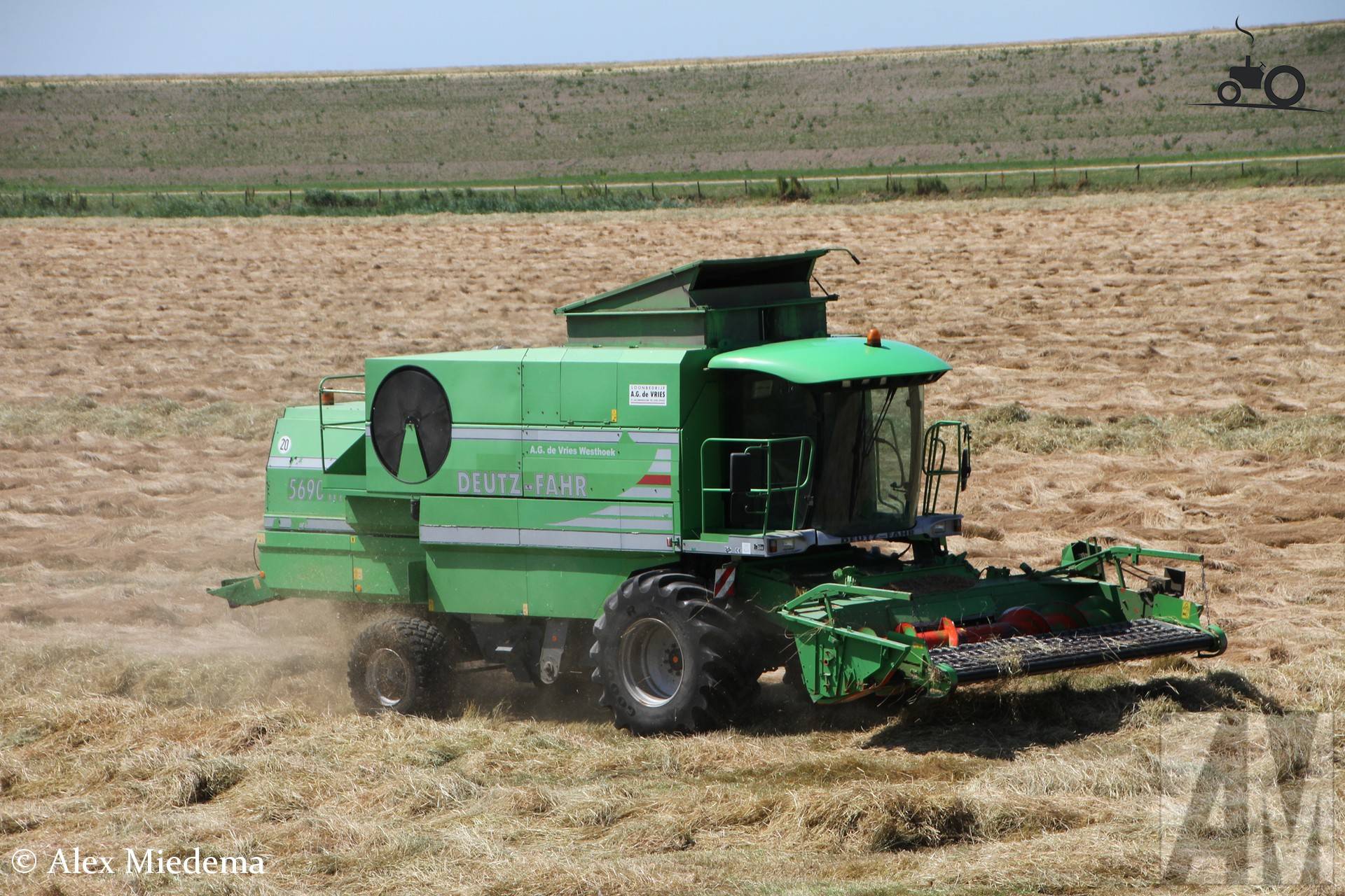 Deutz-Fahr 5690 HTS van A.G. de Vries in Westhoek