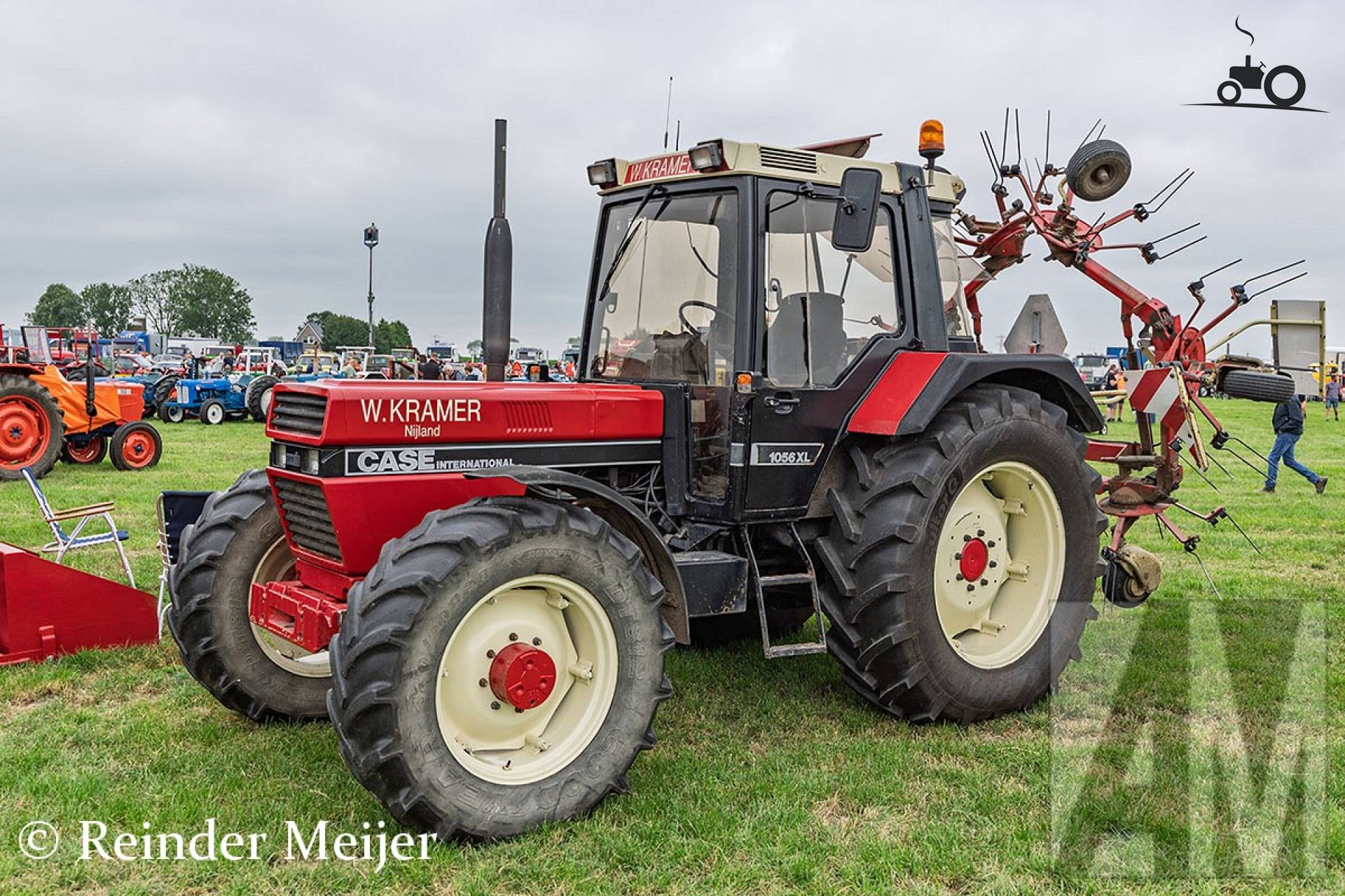 Case International 1056XL bij Oldtimerdei Nijlân
