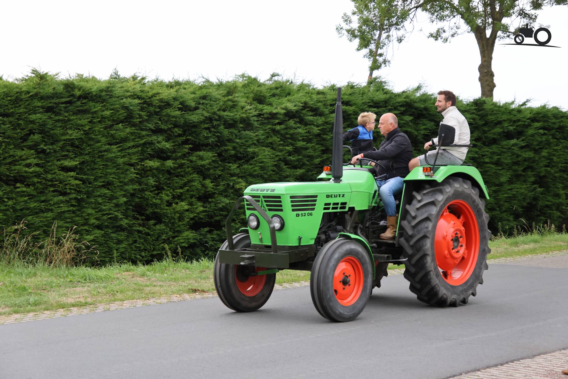 Deutz D5206 op Historisch Festival in Hensbroek