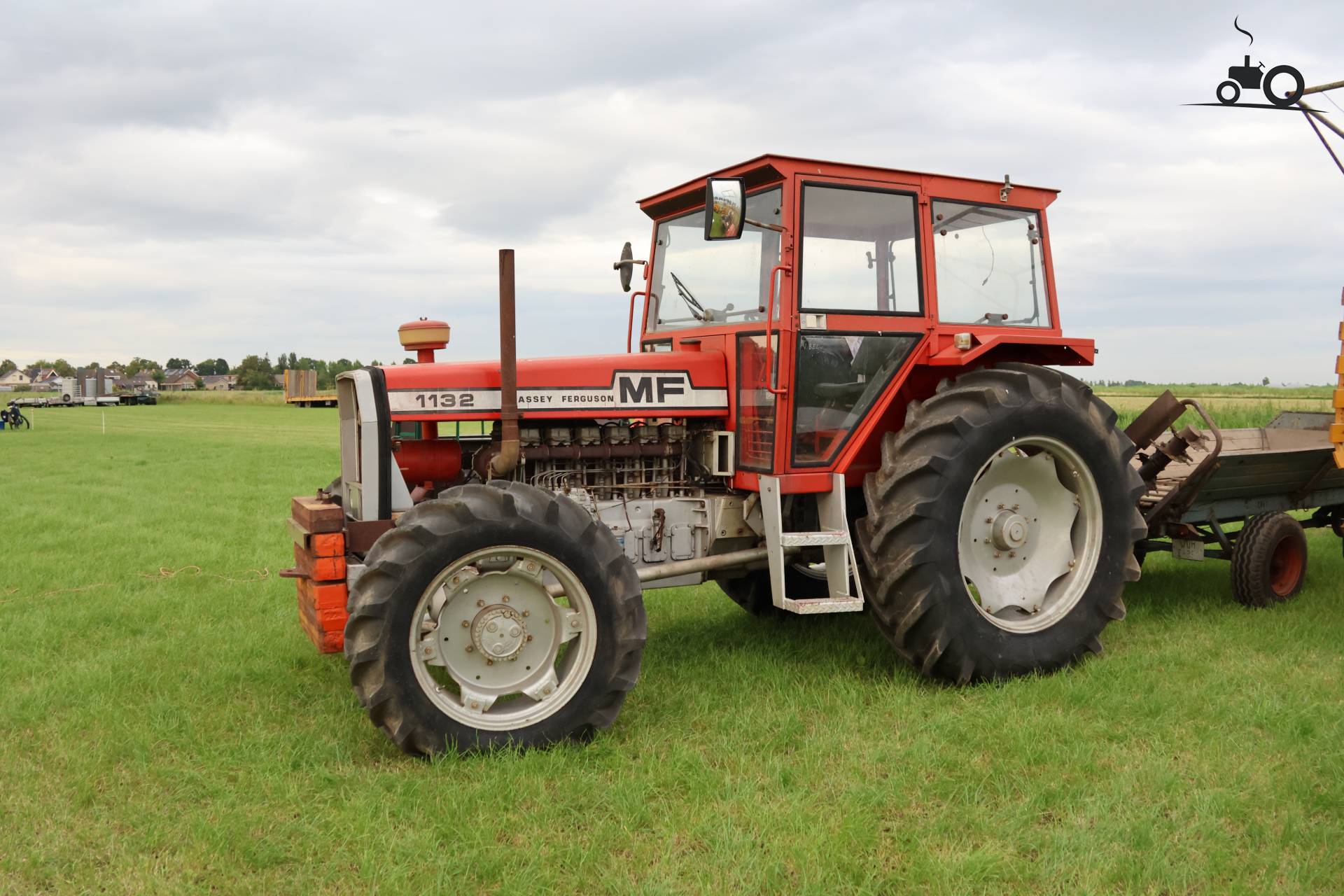 Massey Ferguson 1132 tractor op historisch festival