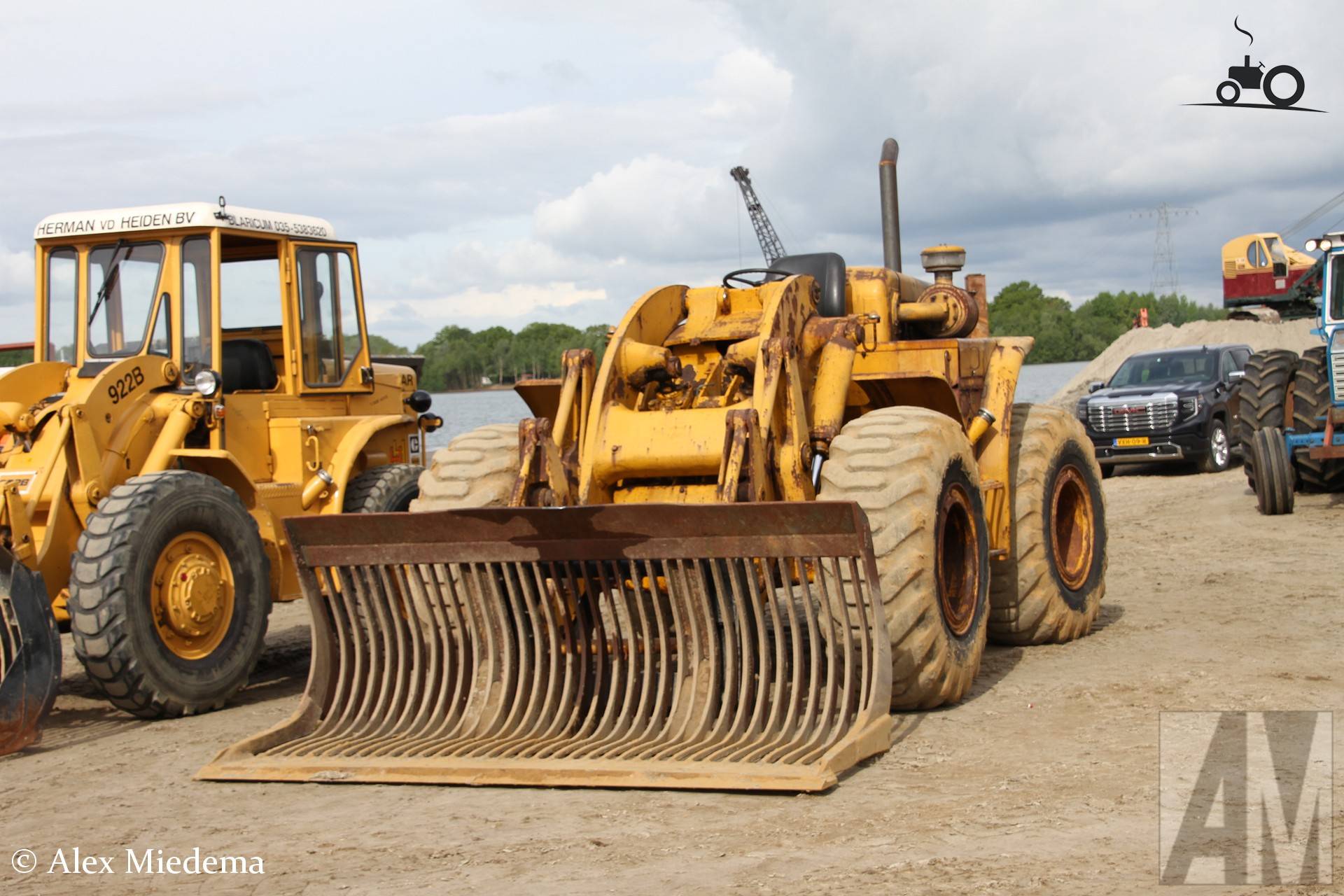 Caterpillar wiellader bij Zandput De Dormelaar