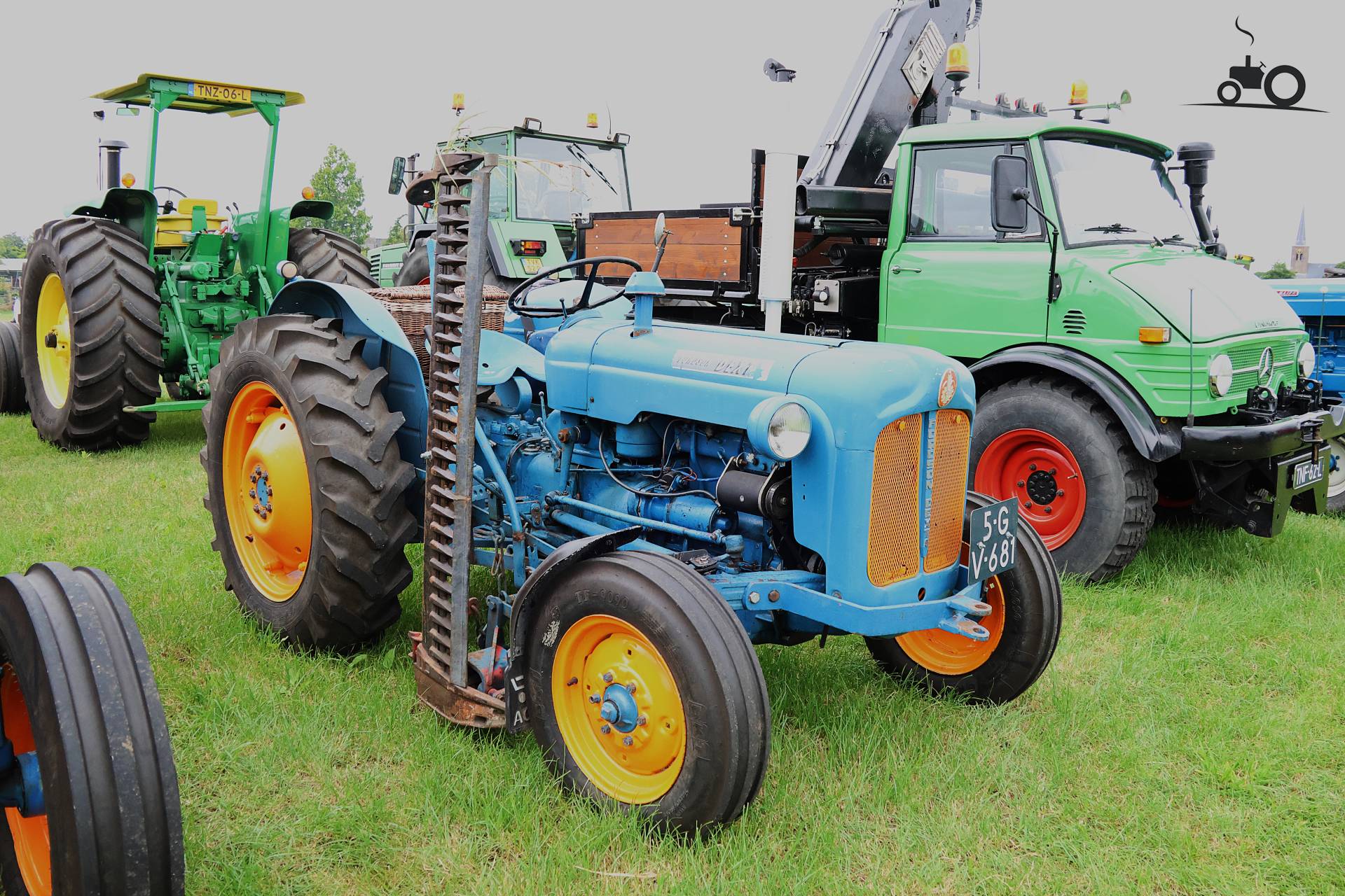 Fordson Dexta tractor at Hensbroek festival