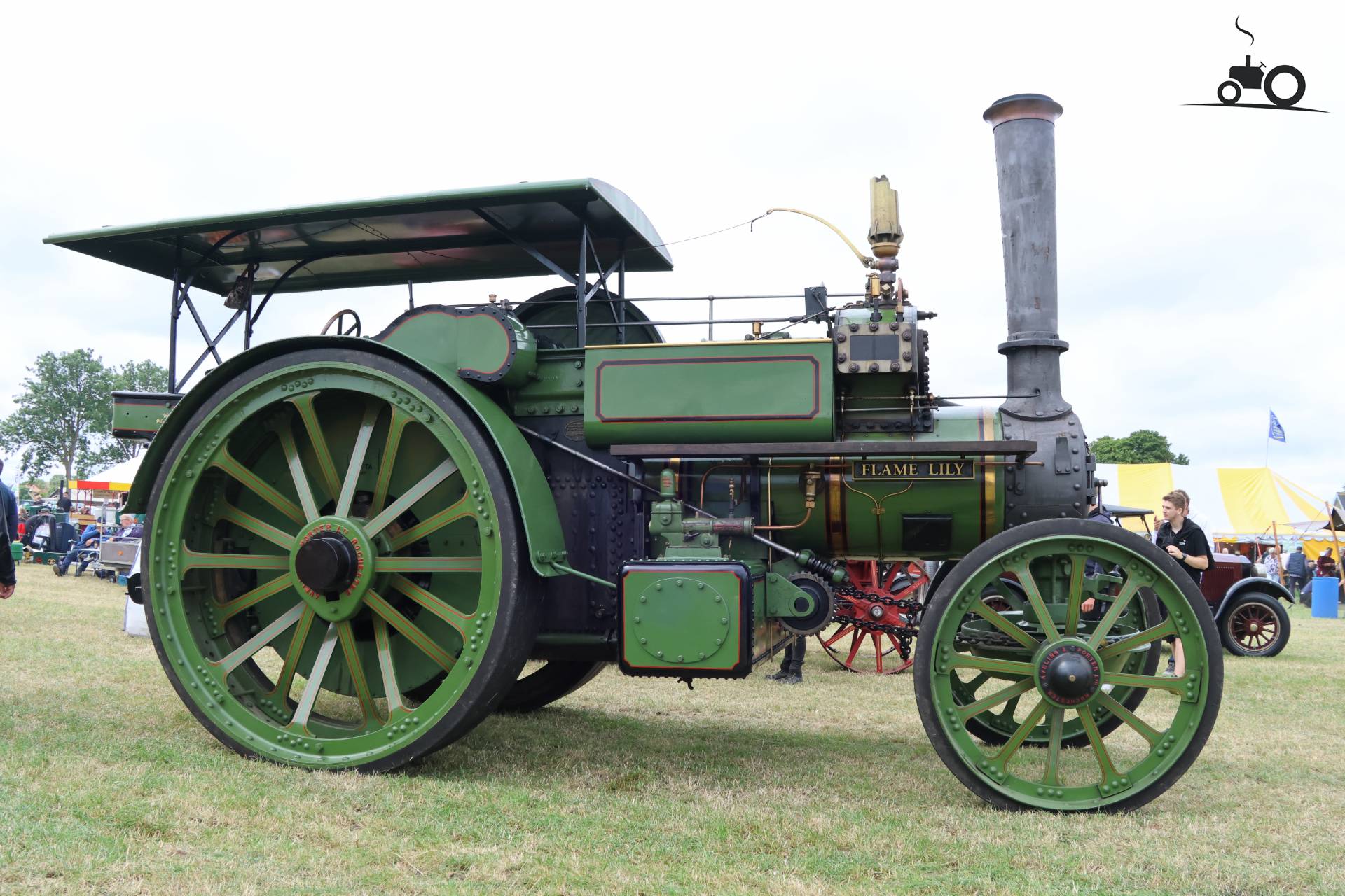 Aveling & Porter stoomwals op historisch festival